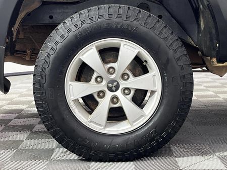 2012-Mitsubishi-Triton-25-DI-D-Double-Cab_7