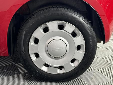 2013-Fiat-500-12_4