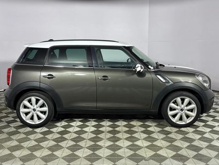 2012-MINI-Countryman-Cooper-S-Auto_16