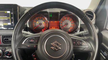 2022-Suzuki-Jimny-15-GLX_12