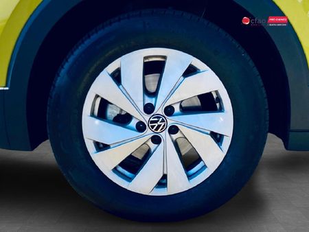 2025-Volkswagen-T-Cross-10-TSI-Life-Auto_3