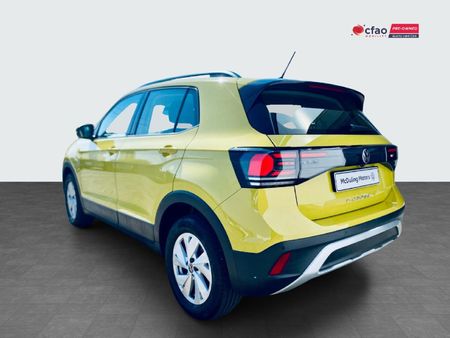 2025-Volkswagen-T-Cross-10-TSI-Life-Auto_5