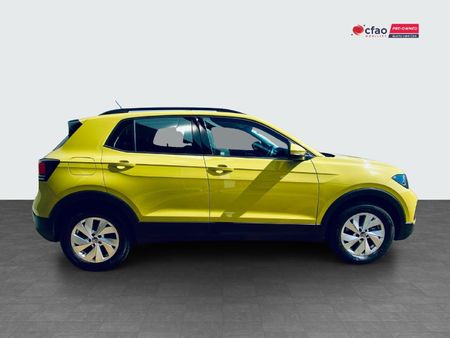 2025-Volkswagen-T-Cross-10-TSI-Life-Auto_6