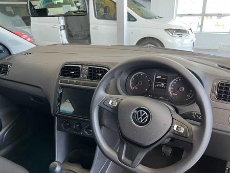 2026-Volkswagen-Polo-Vivo-14_7