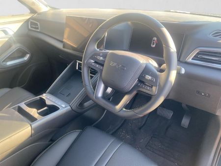 2026-BYD-Atto2-15-DMI-DynamicAf-20-Phev_12