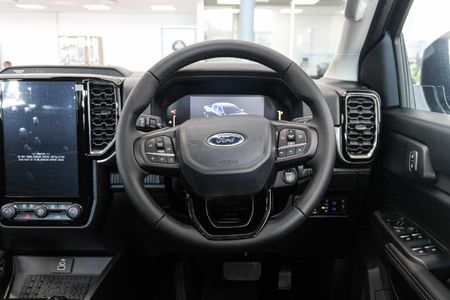 2025-Ford-Ranger-20D-XLT-4X4-Double-Cab-Auto_3
