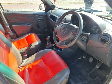 2012-Nissan-NP200-16-AC-Safety-Pack_5
