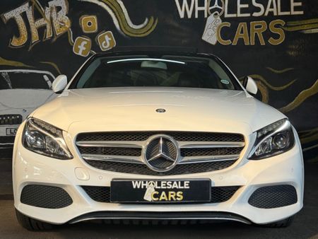 2016-Mercedes-Benz-C-Class-C180-Avantgarde-Auto-FSH-WITH-AGENTS_16