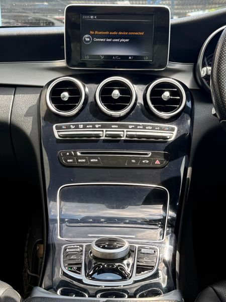2016-Mercedes-Benz-C-Class-C180-Avantgarde-Auto-FSH-WITH-AGENTS_7