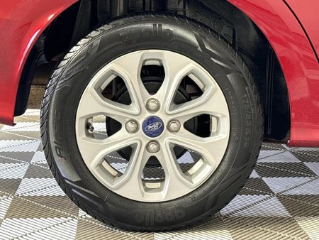 2016-Ford-Figo-15-Titanium-Auto_6