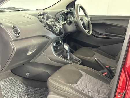 2016-Ford-Figo-15-Titanium-Auto_7