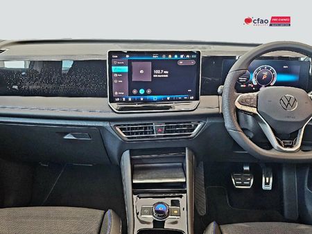 2026-Volkswagen-Tiguan-14TSI-R-Line_10