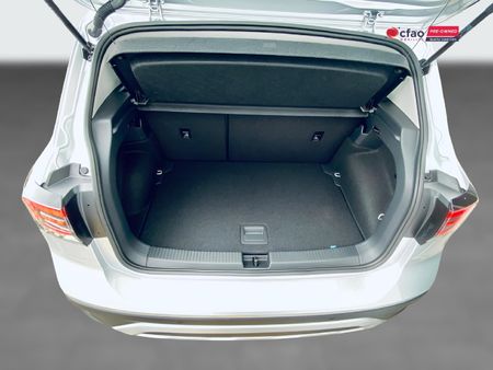 2025-Volkswagen-T-Cross-10-TSI-Auto_10