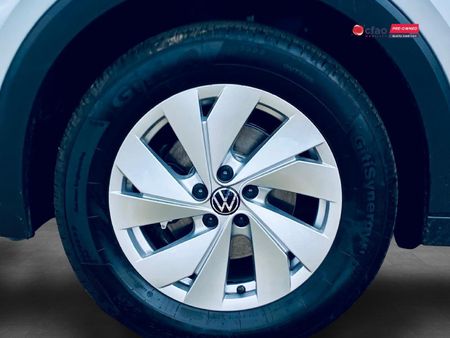 2025-Volkswagen-T-Cross-10-TSI-Auto_7