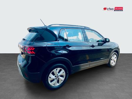 2026-Volkswagen-T-Cross-10-TSI-Life-Auto_5