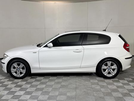 2009-BMW-1-Series-116i-3-dr_14