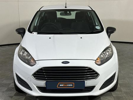 2015-Ford-Fiesta-14-Ambiente-5-dr_12