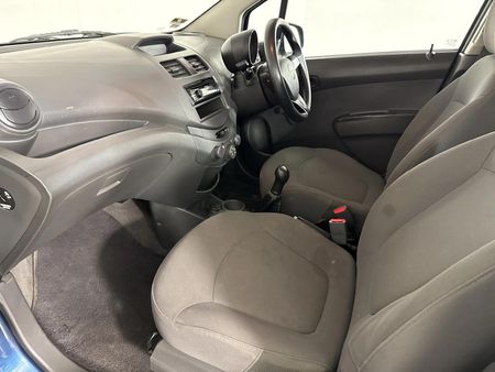 2013-Chevrolet-Spark-12-Campus_8