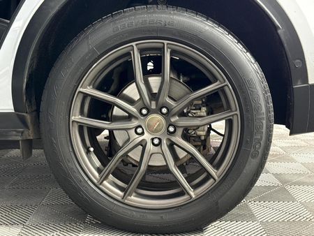 2018-Jaguar-E-Pace-D240-20D-SE-177kW_17