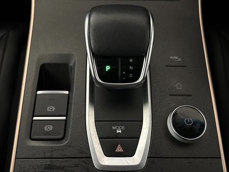 2023-Omoda-C5-15T-Elegance-S_10