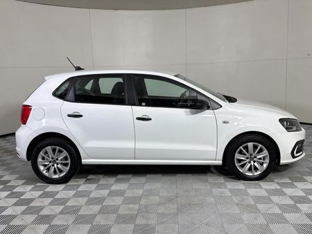 2025-Volkswagen-Polo-Vivo-14-Comfortline-5-dr_17