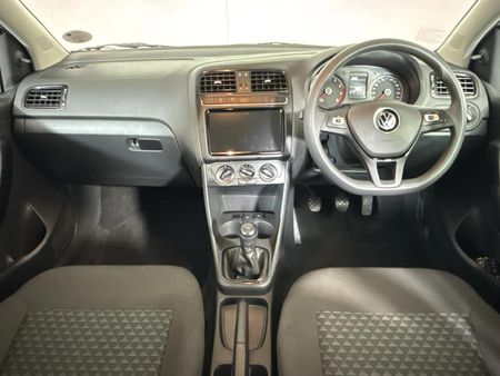 2025-Volkswagen-Polo-Vivo-14-Comfortline-5-dr_1