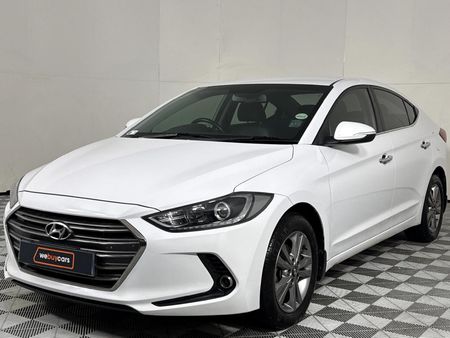 2019-Hyundai-Elantra-16-Executive_0
