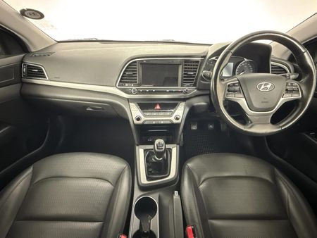 2019-Hyundai-Elantra-16-Executive_1