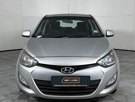 2013-Hyundai-i20-14-Glide_14
