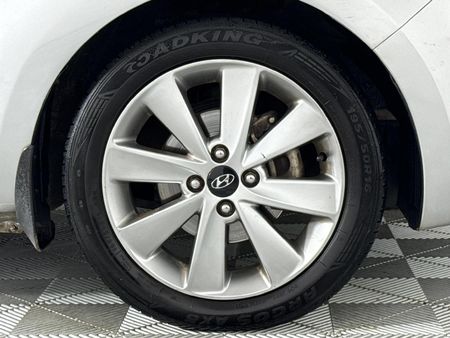 2013-Hyundai-i20-14-Glide_5