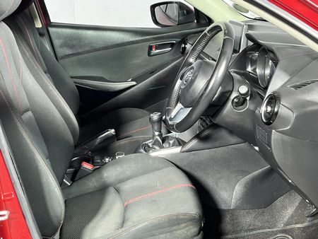 2015-Mazda-2-15-Individual-5-dr_9