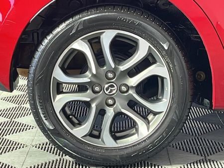 2015-Mazda-2-15-Individual-5-dr_7