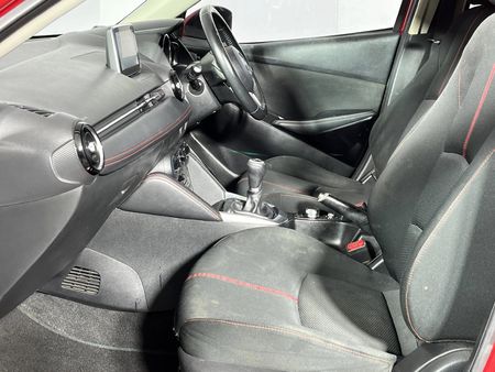 2015-Mazda-2-15-Individual-5-dr_8