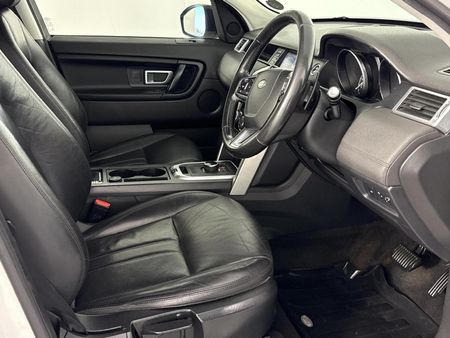 2018-Land-Rover-Discovery-Sport-20D-SE-177kW_9