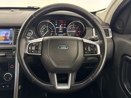 2018-Land-Rover-Discovery-Sport-20D-SE-177kW_11