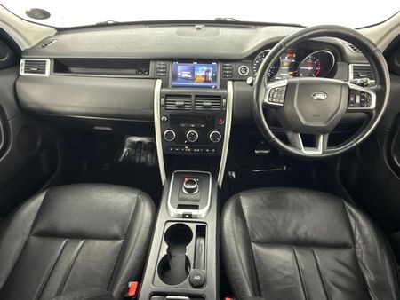 2018-Land-Rover-Discovery-Sport-20D-SE-177kW_1