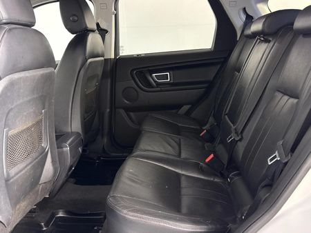 2018-Land-Rover-Discovery-Sport-20D-SE-177kW_3