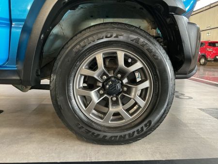 2022-Suzuki-Jimny-15-GL_22