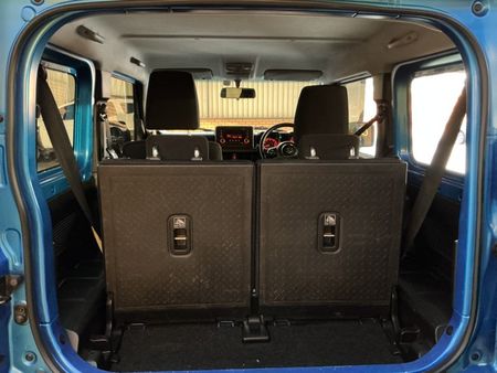2022-Suzuki-Jimny-15-GL_6