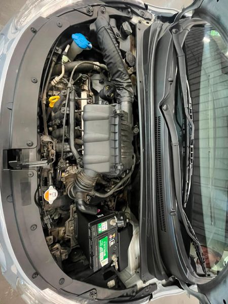 2014-Hyundai-i10-125-GLS-Fluid_12