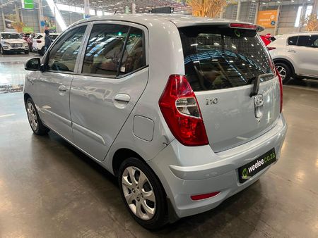 2014-Hyundai-i10-125-GLS-Fluid_4