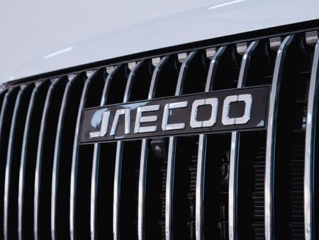 2026-Jaecoo-J7-16T-Glacier_3