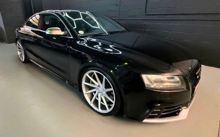 2011-Audi-RS5-Coupe-quattro-Auto_9