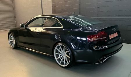 2011-Audi-RS5-Coupe-quattro-Auto_10