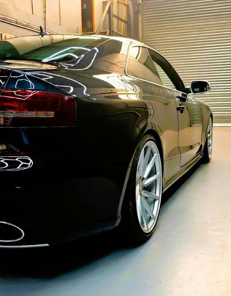 2011-Audi-RS5-Coupe-quattro-Auto_15