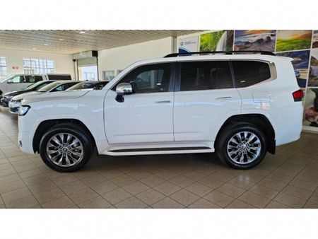 2024-Toyota-Land-Cruiser-300-V6-33-D-ZX_9