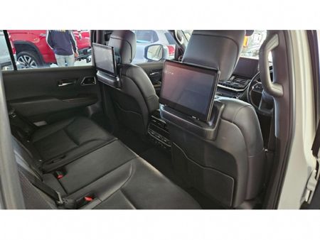 2024-Toyota-Land-Cruiser-300-V6-33-D-ZX_12