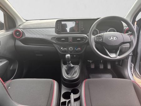 2026-Hyundai-Grand-i10-10-Motion_13