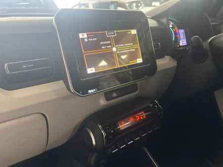 2025-Suzuki-Ignis-12-GLX-Auto_19