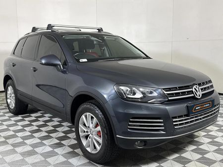 2012-Volkswagen-Touareg-30-V6-TDI-Auto-Bluemotion-180kW_15